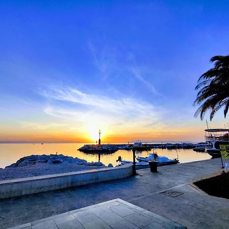 Sea & Sun Apartments Tučepi Esterno foto